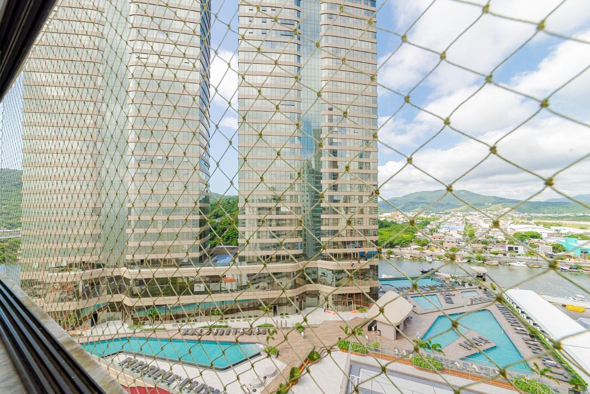 Apto Amplo 1Suite Mais 2Quartos - Quadra Mar 50M Da Praia - Somente Familiares Балнеаріу-Камборіу Екстер'єр фото