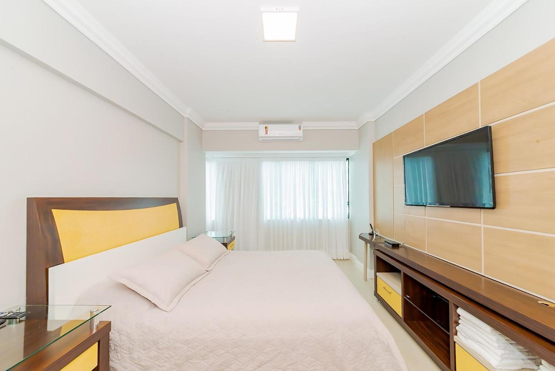 Apto Amplo 1Suite Mais 2Quartos - Quadra Mar 50M Da Praia - Somente Familiares Балнеаріу-Камборіу Екстер'єр фото